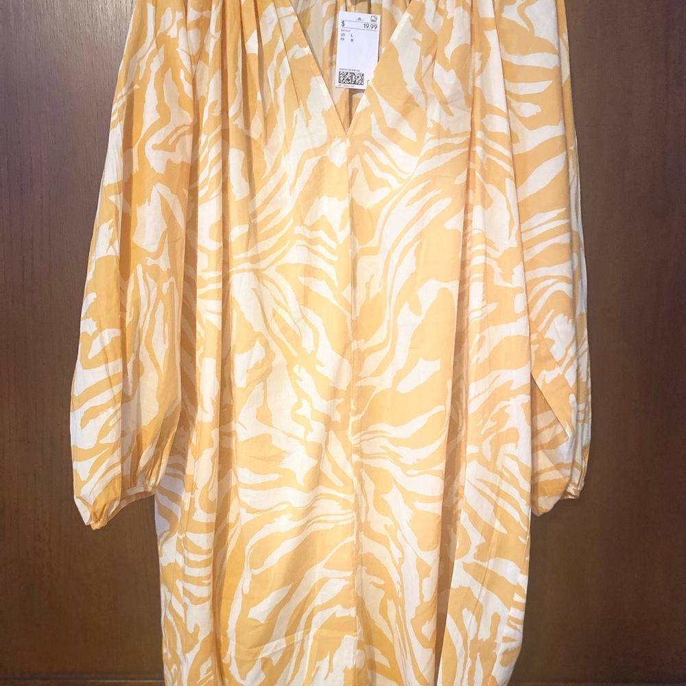 H&M Yellow and White Zebra Print Dress